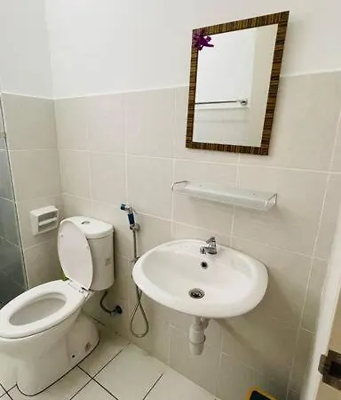 Klia Homestay Apartment - 1 Private Room Sepang Exterior photo
